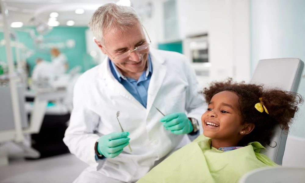 How Family Dentists Monitor Growth And Development From Baby Teeth To Teen Years